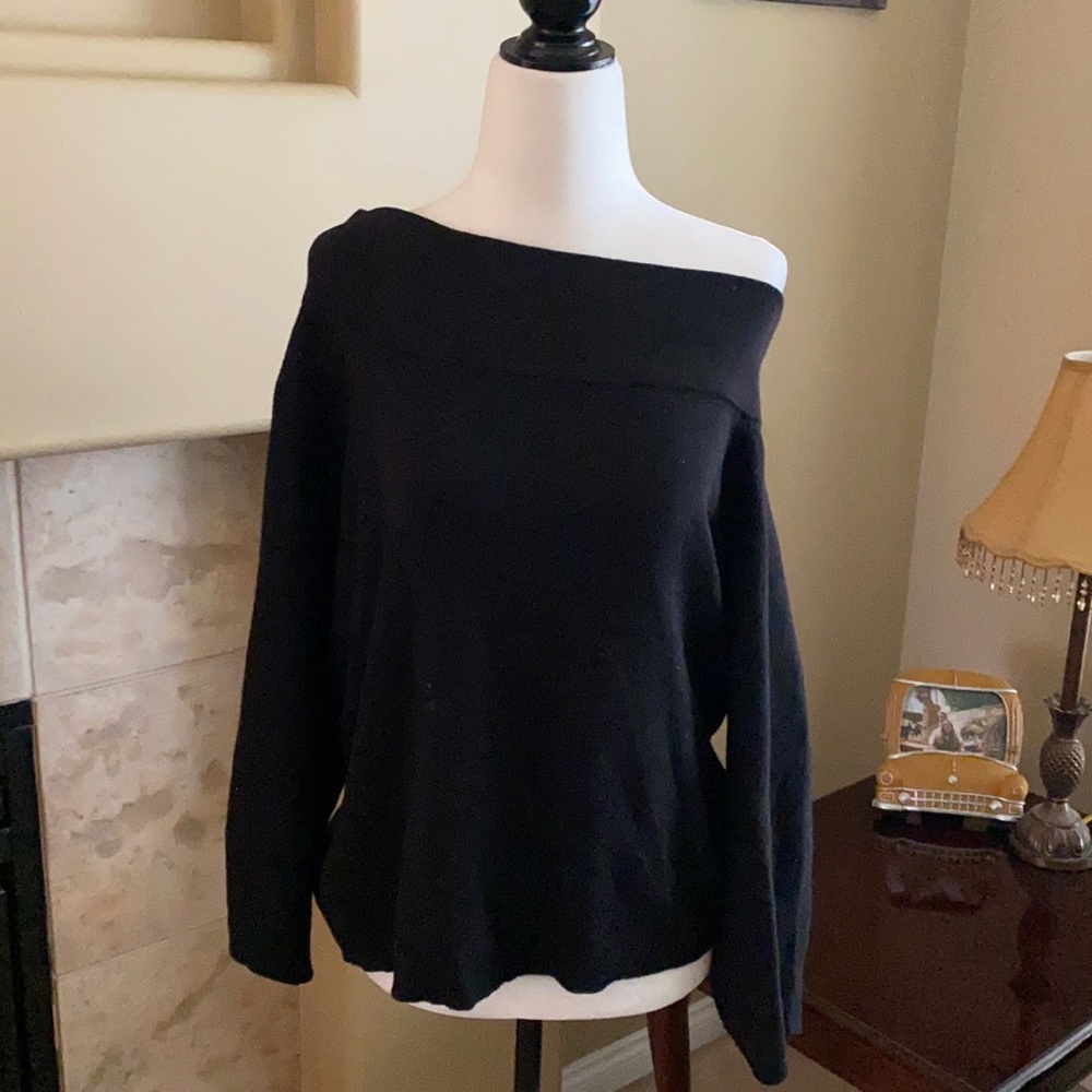 H&M crop sweater